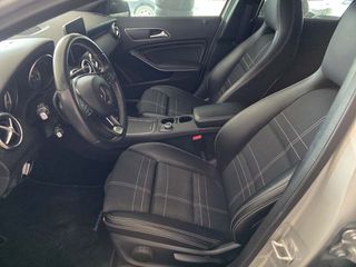 Mercedes-Benz A 180 2017 DIESEL-thumb-6
