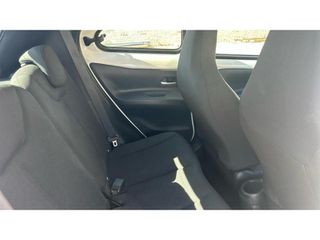 Toyota Aygo 2023 X-PLAY CLIMA SMART KEY-thumb-16