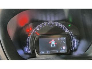 Toyota Aygo 2023 X-PLAY CLIMA SMART KEY-thumb-8