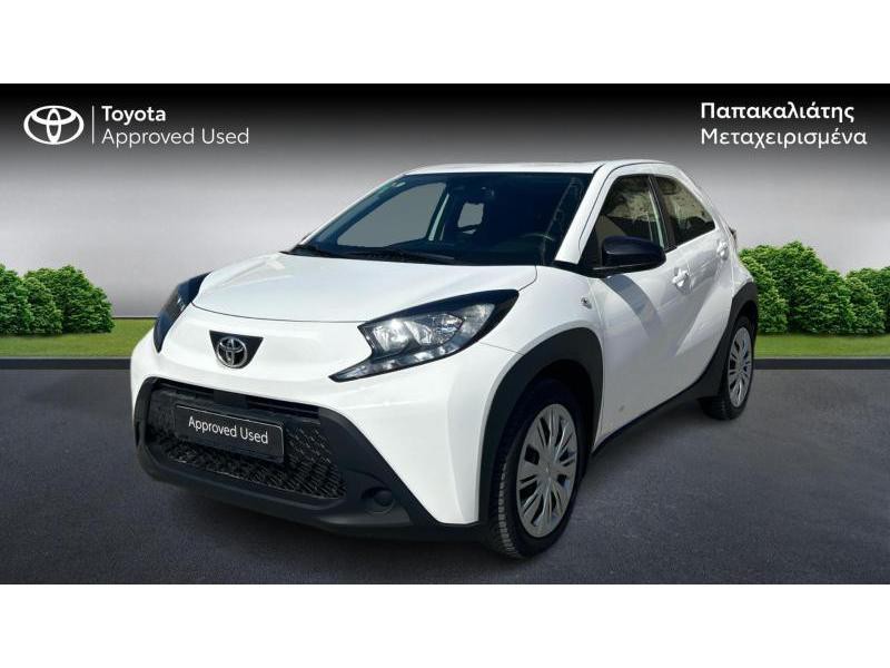Toyota Aygo 2023 X-PLAY CLIMA SMART KEY