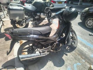 Modenas Kriss II 2010