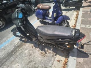 Modenas Kriss II 2010-thumb-3