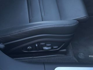 Porsche Panamera 2023 4S E-Hybrid Facelift Full Options / Porsche Approved-thumb-28