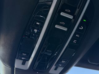 Porsche Panamera 2023 4S E-Hybrid Facelift Full Options / Porsche Approved-thumb-32