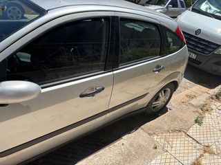 Ford Focus 2001 FOCUS 1.6-thumb-2