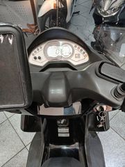 Kymco K-XCT 300i 2017-thumb-1