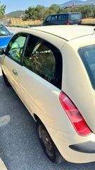 Lancia Ypsilon 2005-thumb-3