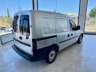 Opel Combo 2010 1.3 CDTI DIESEL-thumb-3
