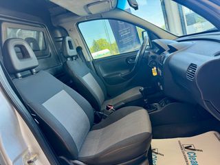Opel Combo 2010 1.3 CDTI DIESEL-thumb-11