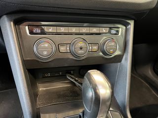 Volkswagen Tiguan 2018 4MOTION DSG HEAD UP PANORAMA-thumb-25