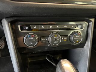 Volkswagen Tiguan 2018 4MOTION DSG HEAD UP PANORAMA-thumb-24