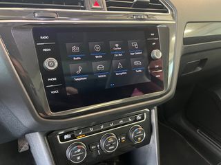 Volkswagen Tiguan 2018 4MOTION DSG HEAD UP PANORAMA-thumb-22