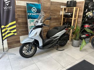 Piaggio Beverly 400 2026 Grigio Mercurio-thumb-1