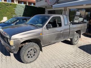 Nissan King Cab 1995 d21-thumb-1