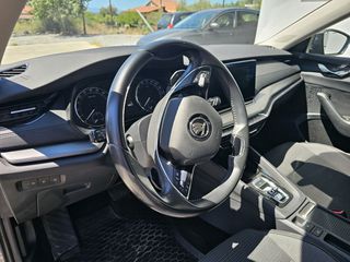 Skoda Octavia 2023 1 Χέρι FULL EXTRA-thumb-18