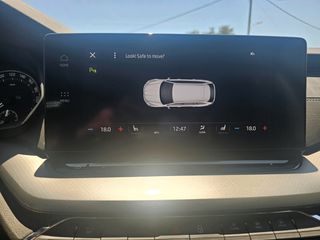 Skoda Octavia 2023 1 Χέρι FULL EXTRA-thumb-21