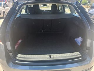 Skoda Octavia 2023 1 Χέρι FULL EXTRA-thumb-24