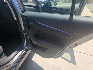 Skoda Octavia 2023 1 Χέρι FULL EXTRA-thumb-28