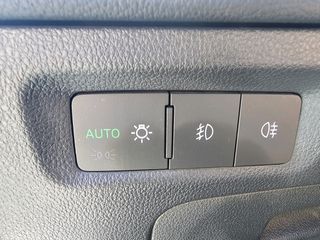 Skoda Octavia 2023 αυτόματο 150hp-thumb-31