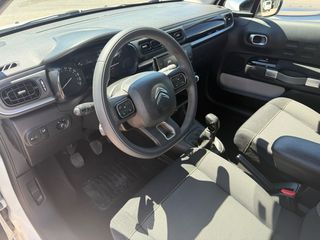 Citroen C3 2018 1.2 PURETECH 82 FEEL-thumb-8