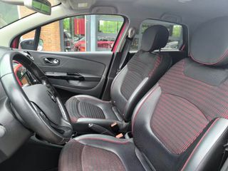 Renault Captur 2016 automatic clima  keyless led navication-thumb-9