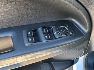 Ford EcoSport 2018 1.5 TDCI-thumb-16