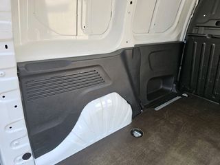 Κλούβα Opel 2020 COMBO 35000KM-thumb-22