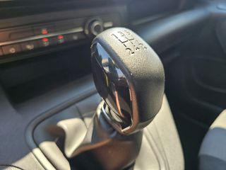 Κλούβα Opel 2020 COMBO 35000KM-thumb-27