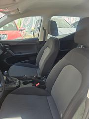 Seat Arona 2018-thumb-8
