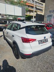 Seat Arona 2018-thumb-3