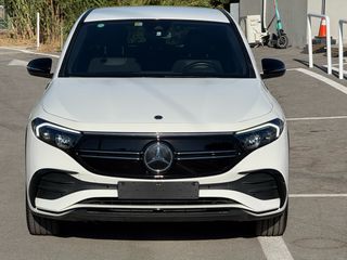 Mercedes-Benz EQA 2021 250 AMG Line, Ambient,  Alcantara, 98% Υγεία Μπαταρίας.-thumb-2