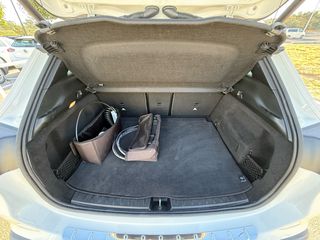 Mercedes-Benz EQA 2021 250 AMG Line, Ambient,  Alcantara, 98% Υγεία Μπαταρίας.-thumb-11