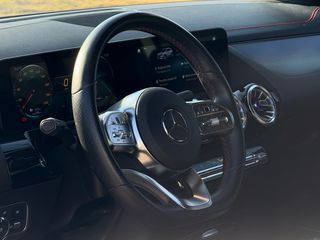 Mercedes-Benz EQA 2021 250 AMG Line, Ambient,  Alcantara, 98% Υγεία Μπαταρίας.-thumb-15