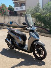 Honda SH 300 2018-thumb-1
