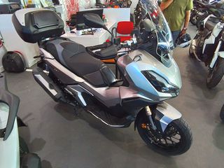 Honda ADV 350 2024 SMART TOP BOX