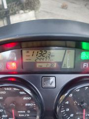 Honda 2004 VARADERO 1000 f1-thumb-1