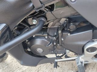 Honda 2004 VARADERO 1000 f1-thumb-6