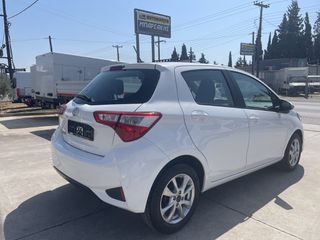 Toyota Yaris 2017-thumb-3