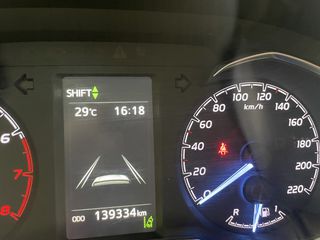 Toyota Yaris 2017-thumb-11