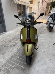 Vespa GTS Super Sport 300 2023
