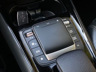 Mercedes-Benz GLA 250 2022 PROGRESSIVE 218HP ΜΕΓΑΛΕΣ ΟΘΟΝΕΣ Plug-in Hybrid ΕΛΛΗΝΙΚΟ-thumb-11