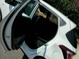 Hyundai i 10 2017-thumb-16