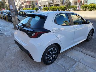 Toyota Yaris 2022 HYBRID ACTIVE PLUS ΕΛΛΗΝΙΚΟ-thumb-6
