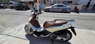 Piaggio Beverly 300 2016 BEVERLY 300