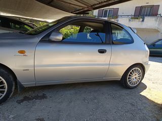 Daewoo Lanos 2001