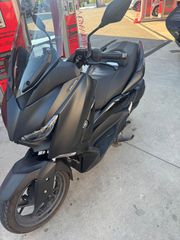 Yamaha XMAX 300 Tech Max 2019-thumb-10