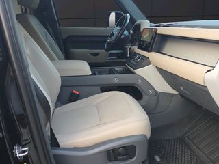 Land Rover Defender 2022 D350 UNION EDITION TOTAL BLACK-thumb-12