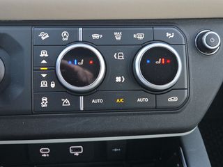 Land Rover Defender 2022 D350 UNION EDITION TOTAL BLACK-thumb-18