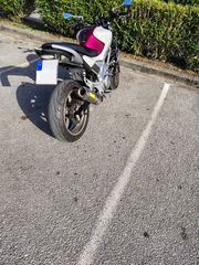 Suzuki Gladius 650 2012-thumb-2