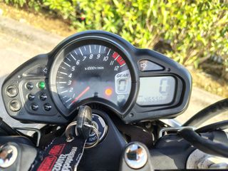 Suzuki Gladius 650 2012-thumb-7